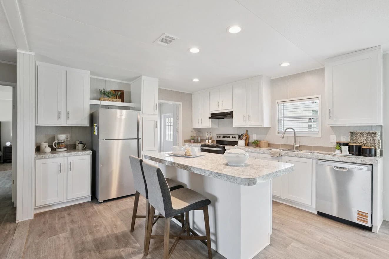 Valuhomes 28724p kitchen home features