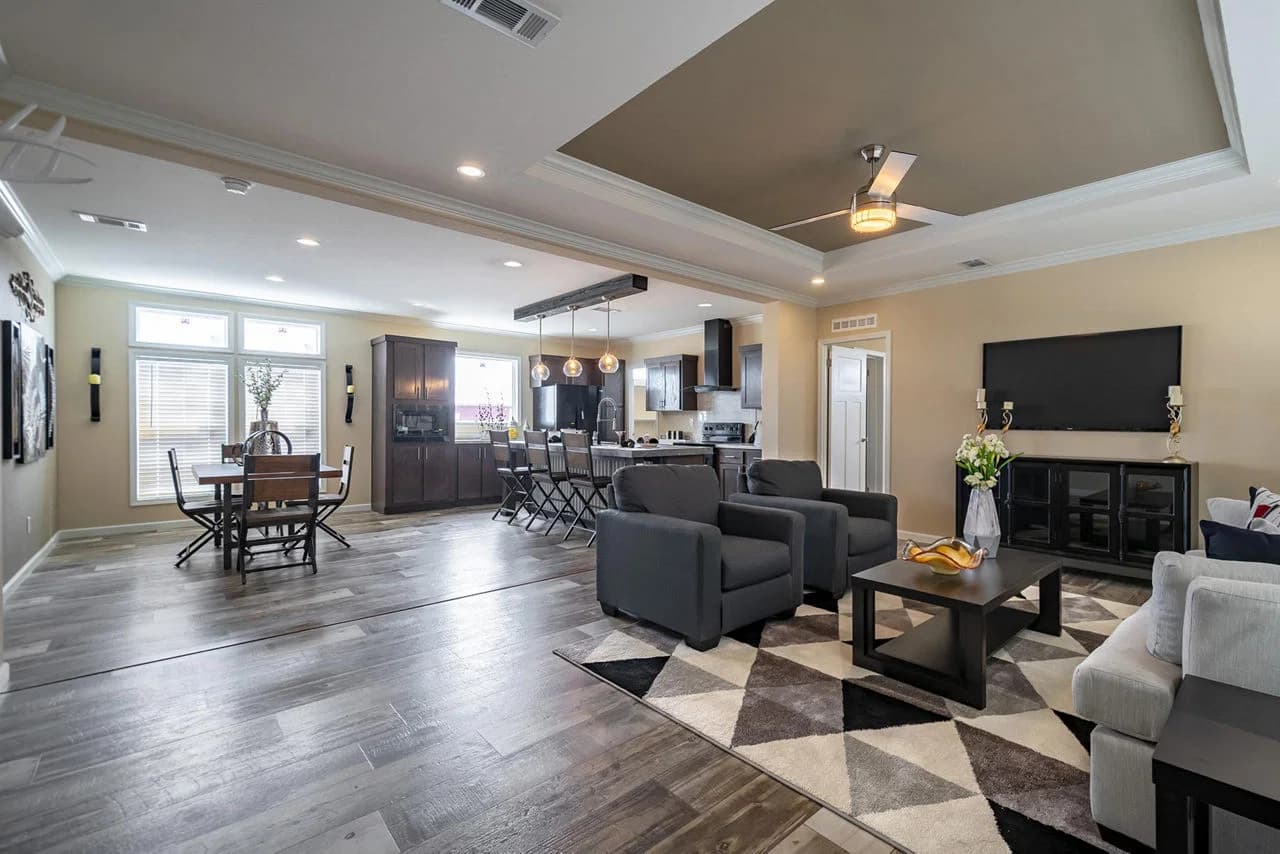 Innovation in3256h32025 interior home features