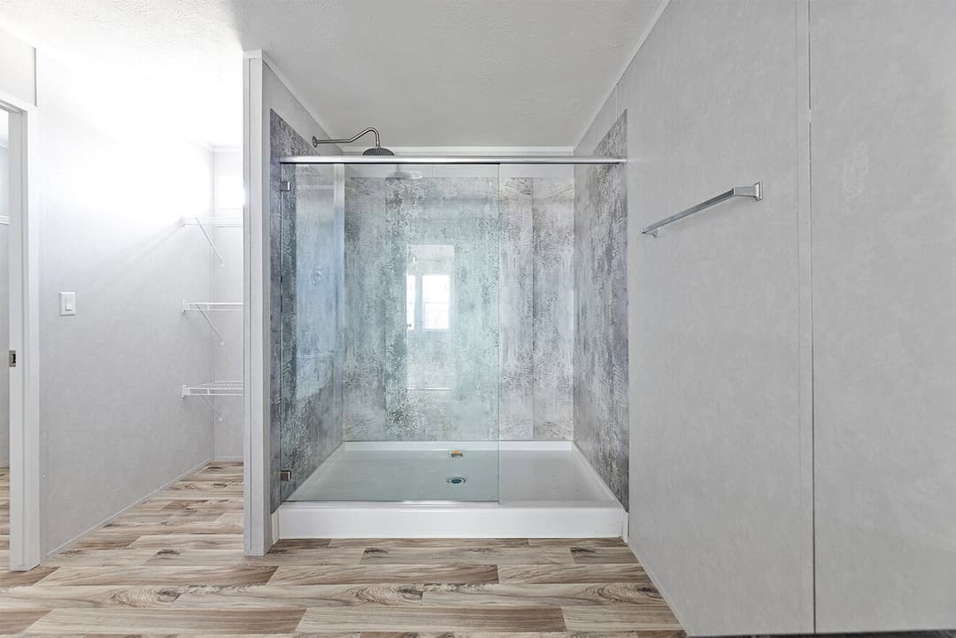 Valu maxx premier 32684e interior home features