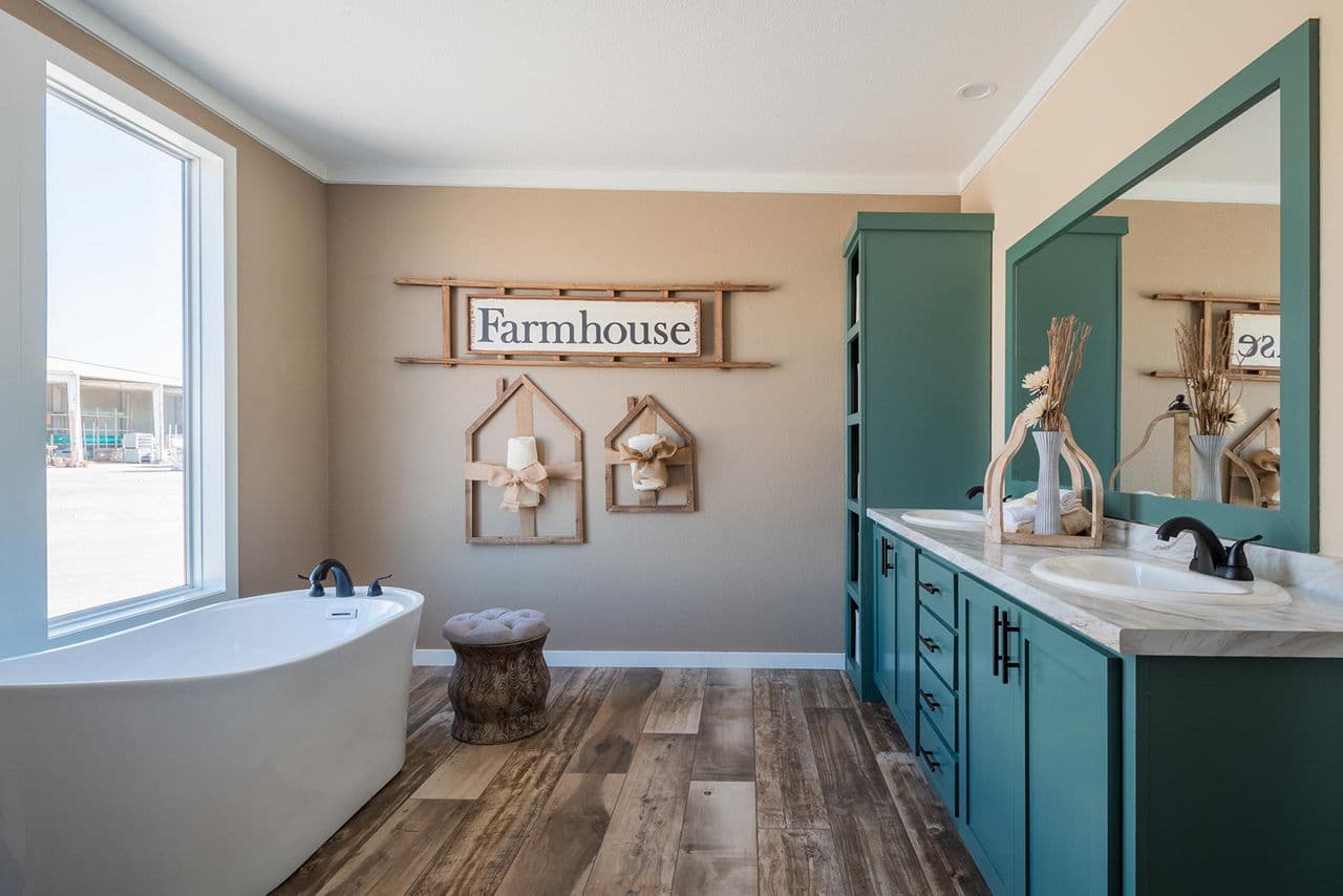 Innovation 3266f bathroom home features