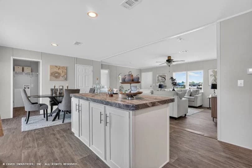 Valuhomes 28564p kitchen home features