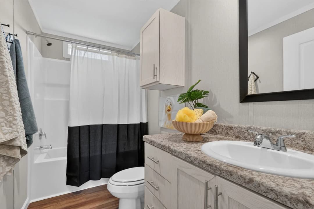 Nm1866a bathroom home features