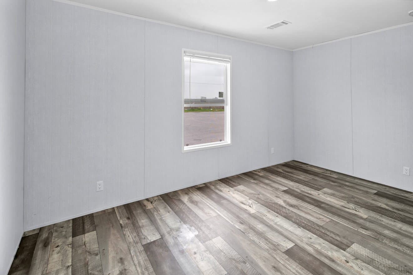 Alamo lite 16763s interior home features