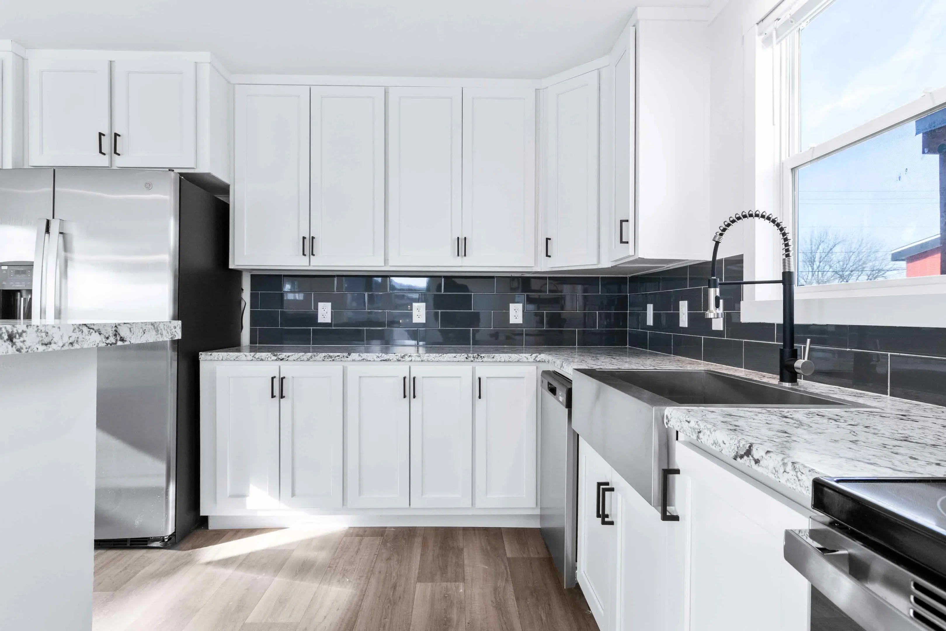 The temple kitchen home features