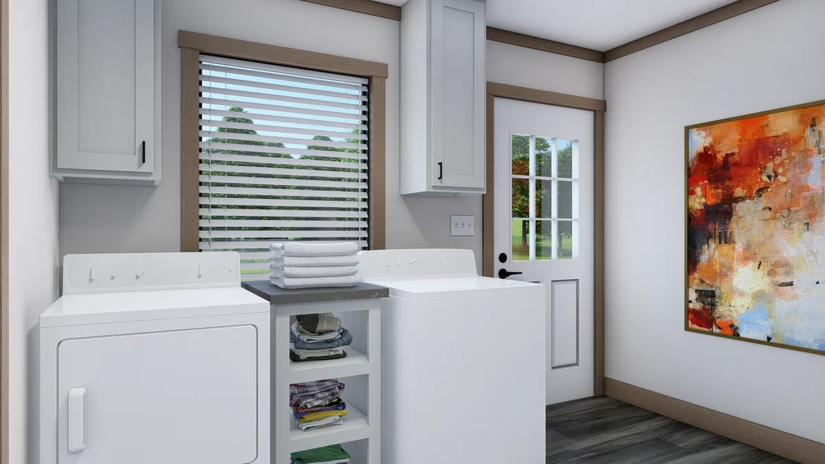 Farm 4 flex interior home features