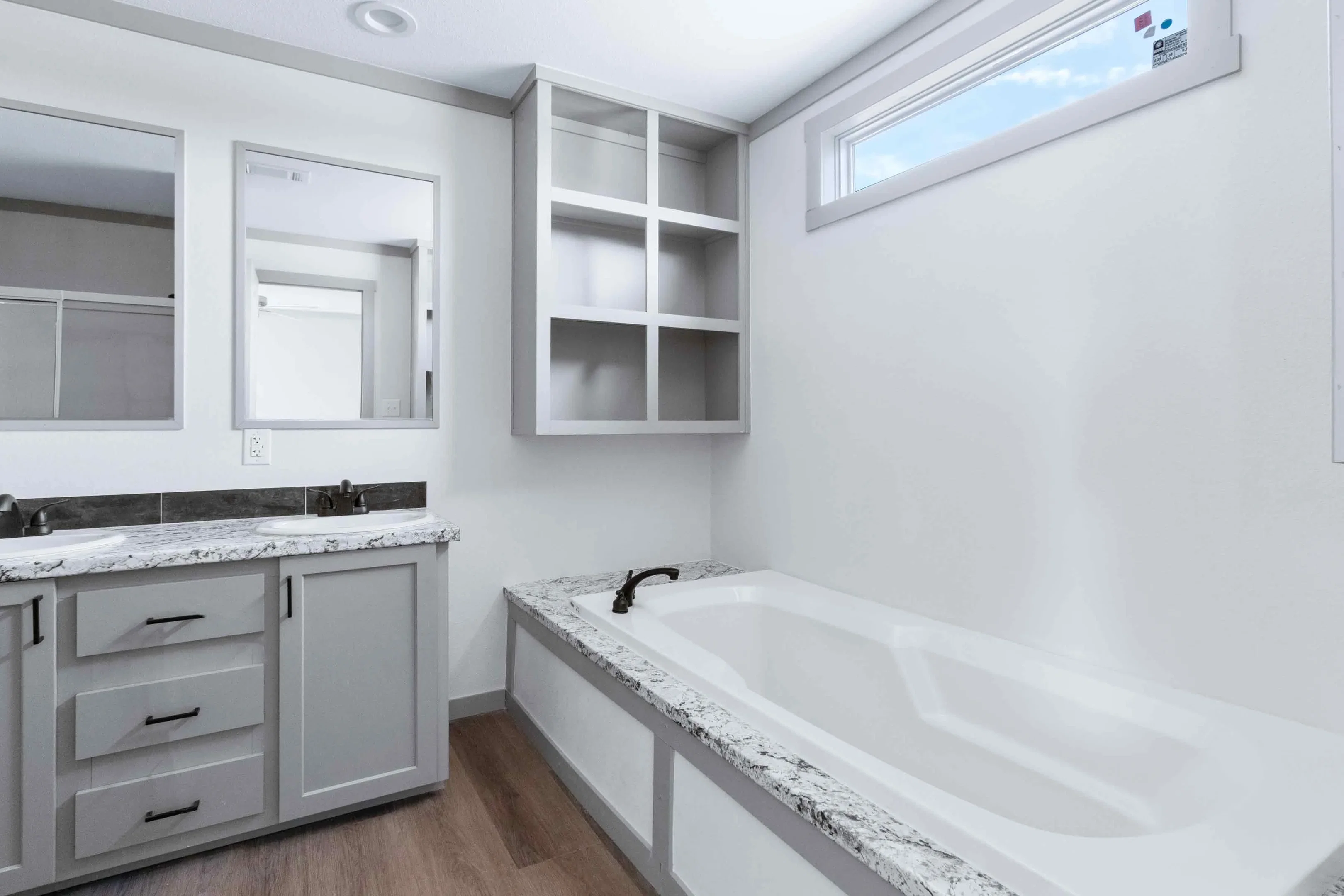 The mesquite bathroom home features