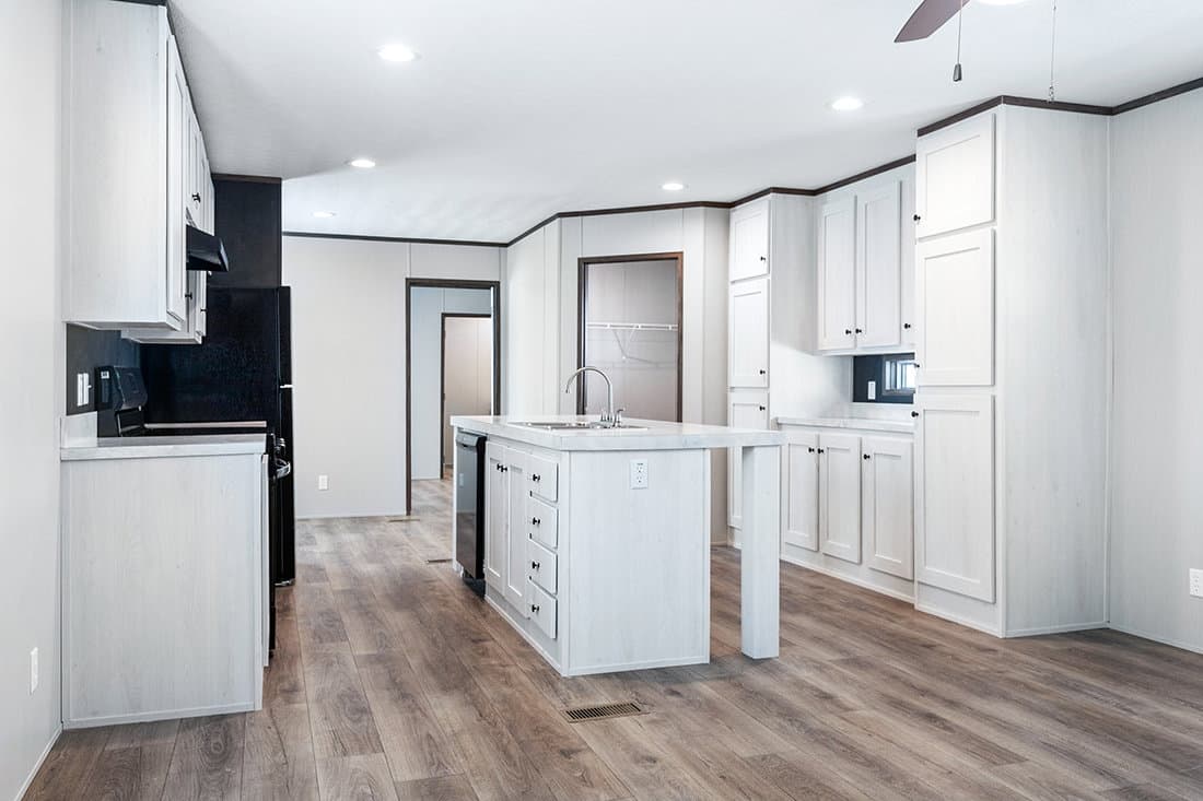 Select 16723b kitchen home features