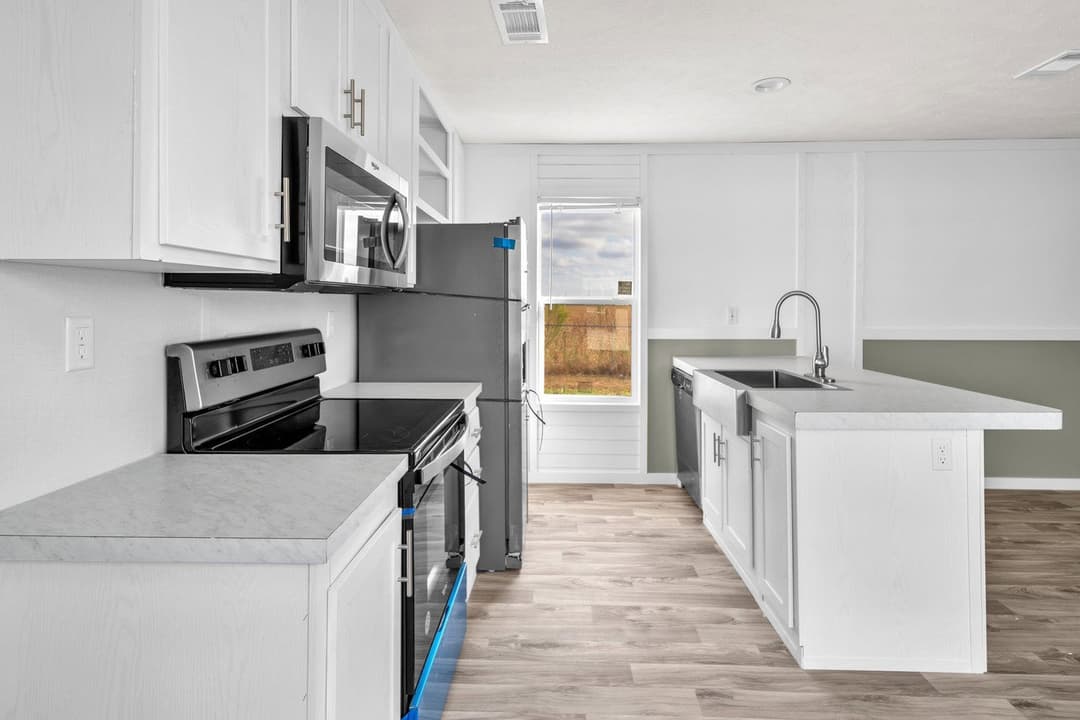 Valu maxx premier 16683e interior and kitchen home features