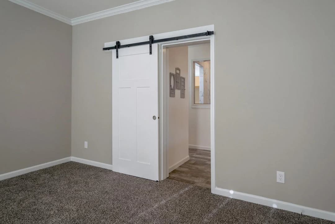 Innovation in3268h32052 bedroom home features