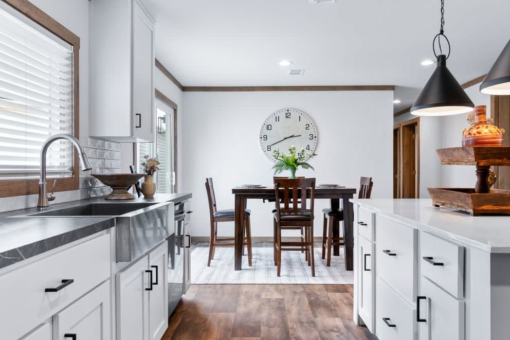 Farm 3 flex elite den kitchen home features
