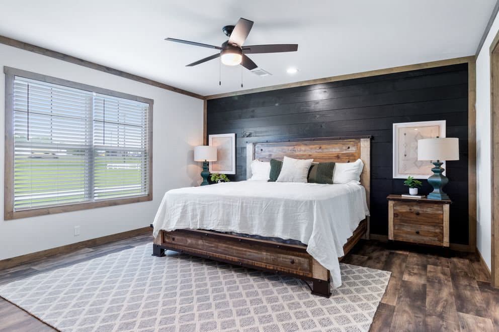 Farm 3 flex elite den bedroom home features