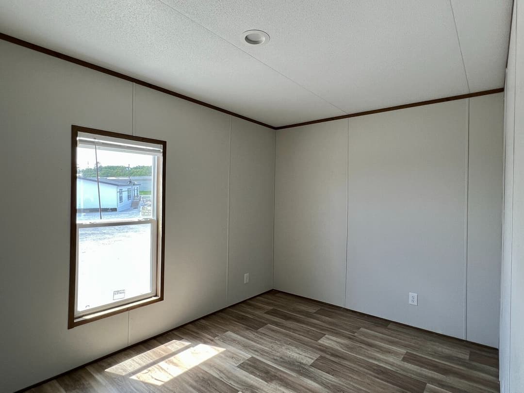 Valuhomes 16763v interior home features