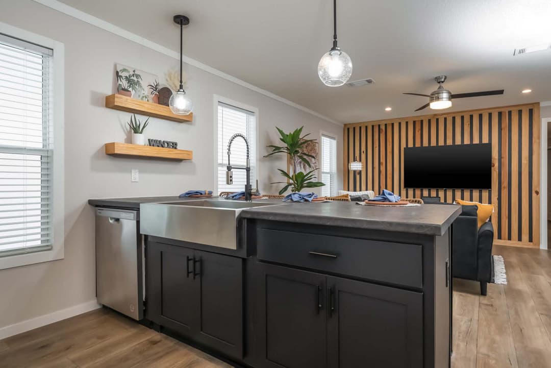 Mcalister kitchen home features