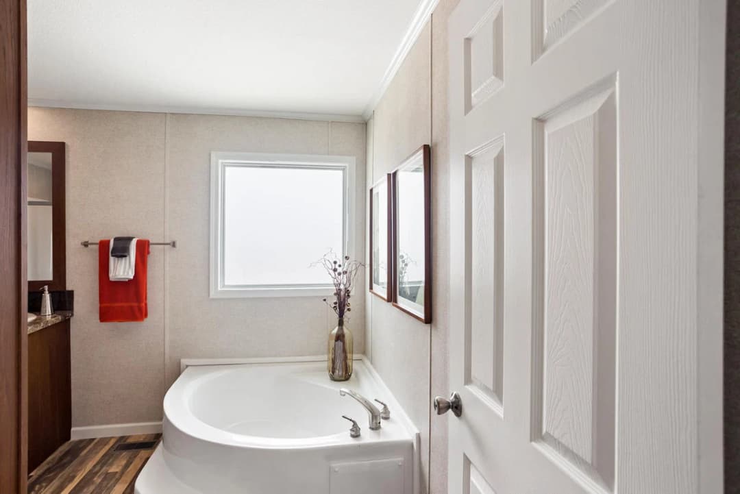 Innovation in2856h32026 bathroom home features
