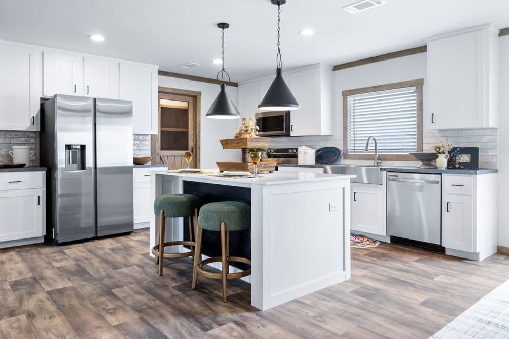 Farm 3 flex elite den kitchen home features
