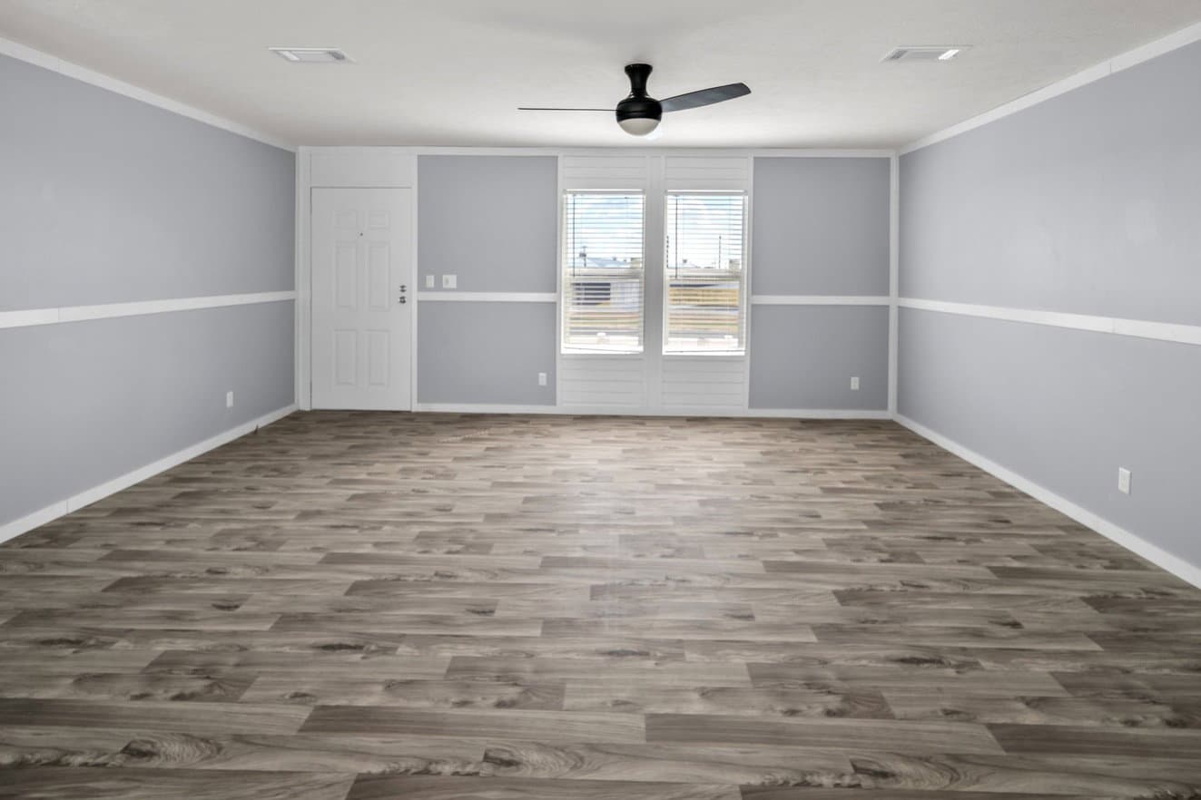 Valu maxx premier 32684f interior home features