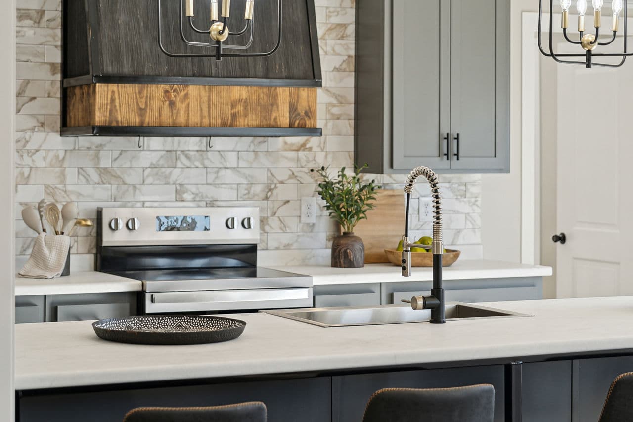 Sazerac kitchen home features