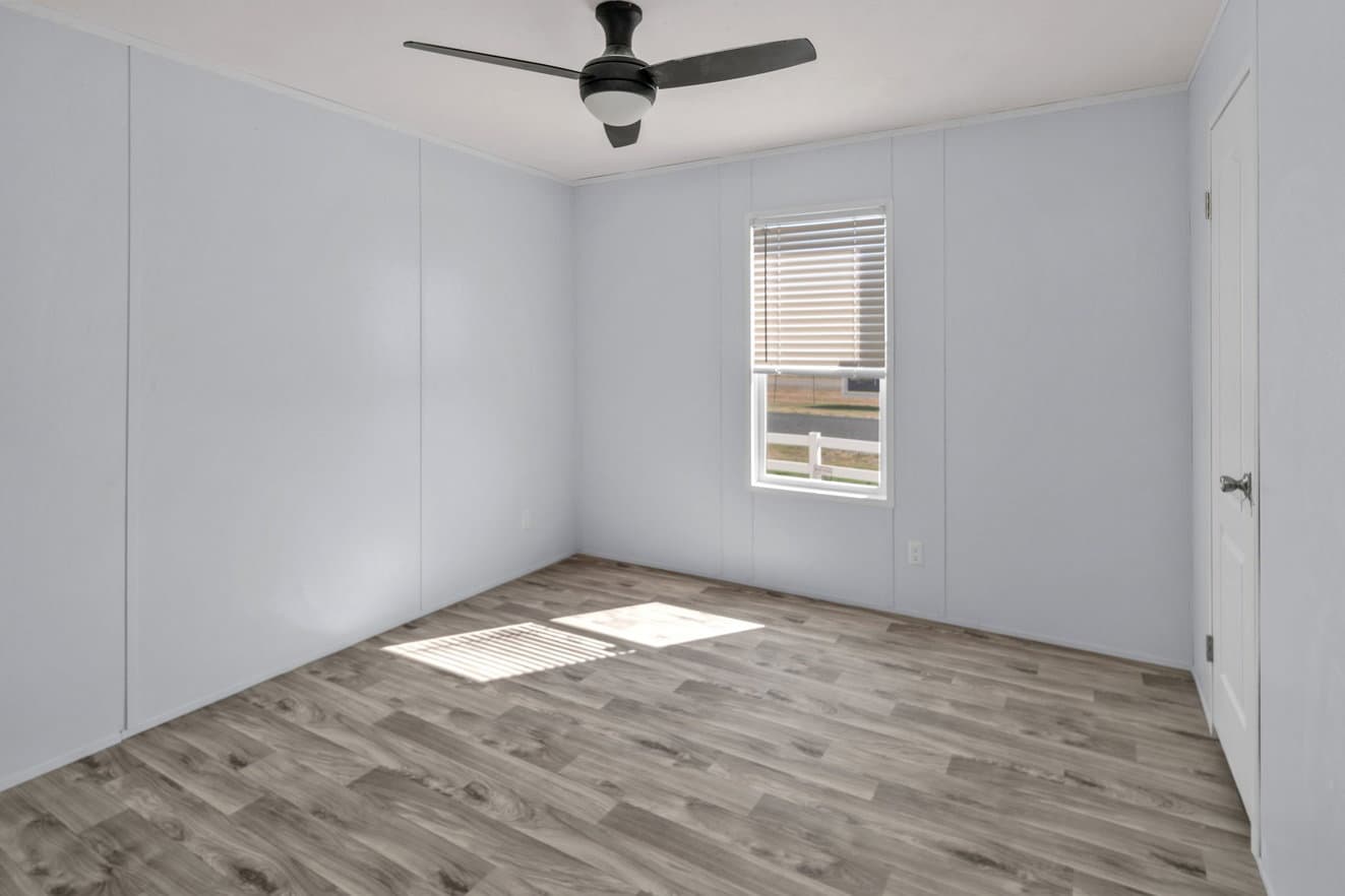 Valu maxx premier 32684f interior home features