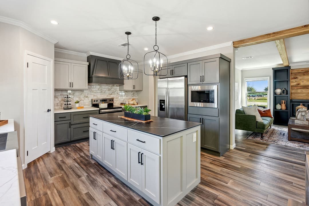 Innovation 3268h kitchen and hero home features