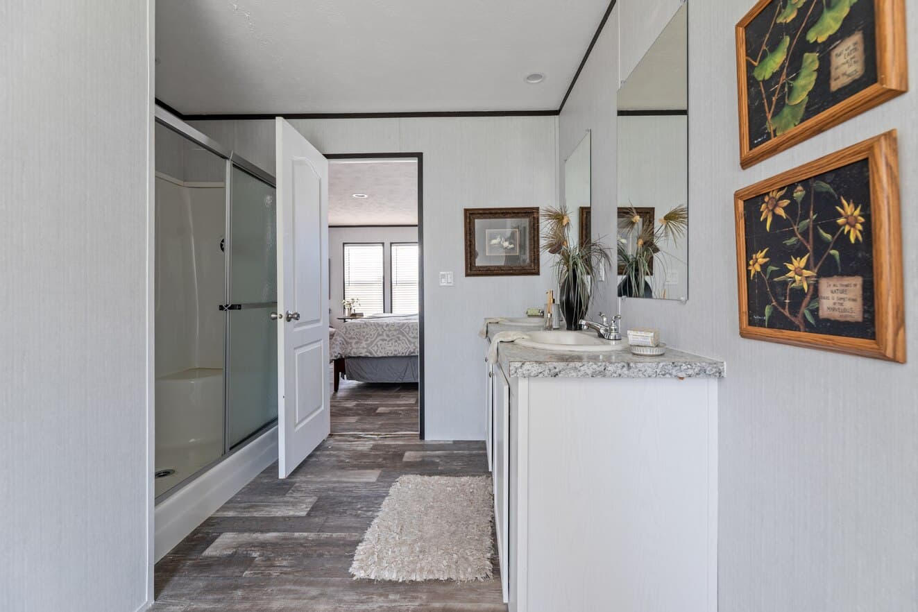 Valu premier 32563g interior home features