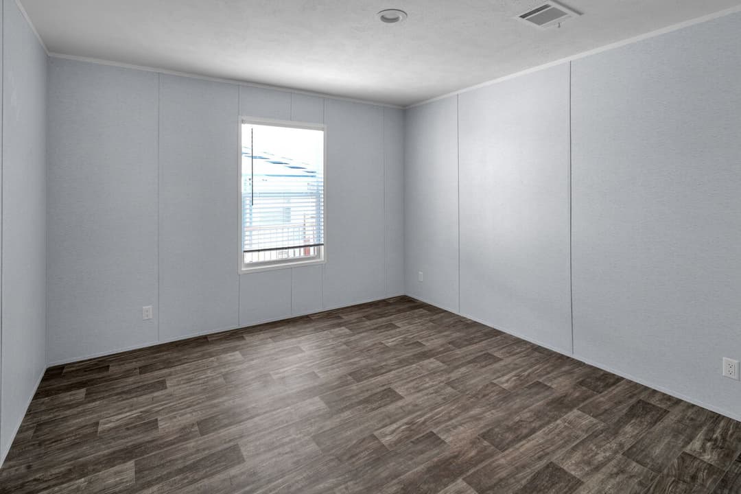 Valu maxx premier 32643e interior home features
