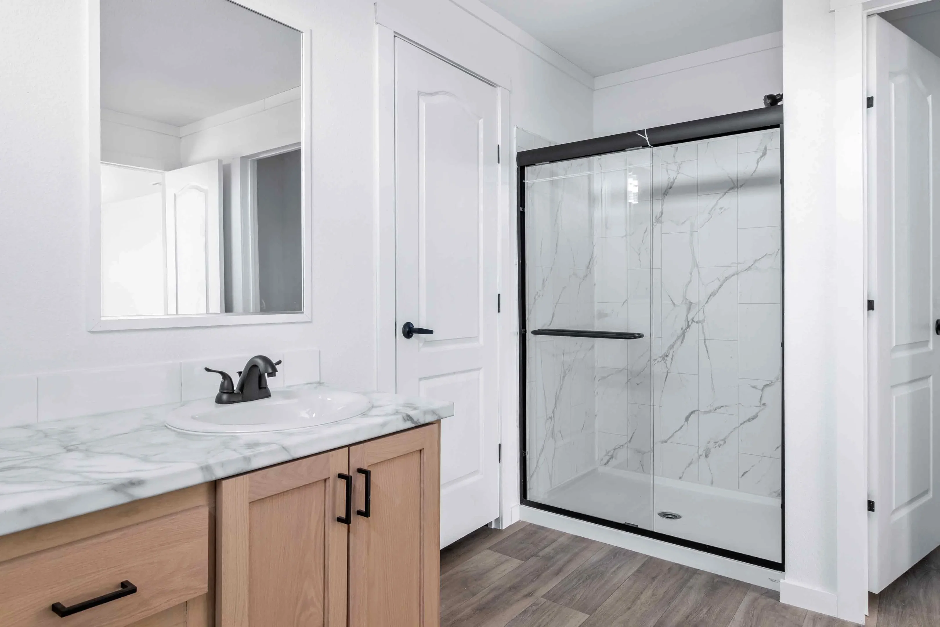 The liberty bathroom home features