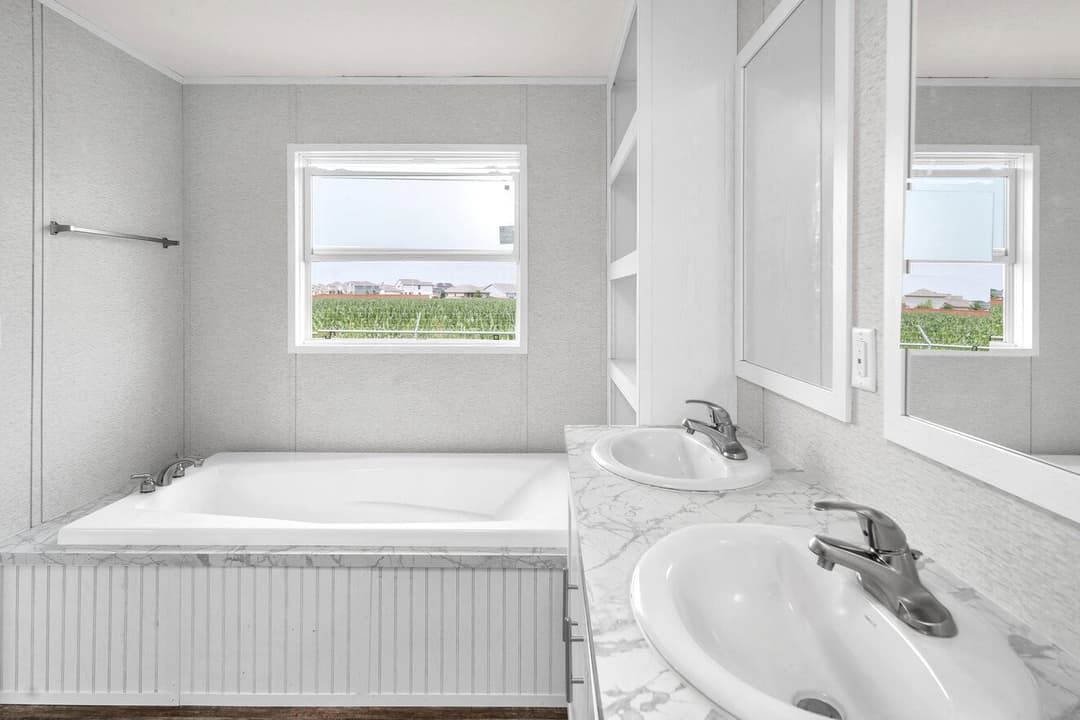 Valu maxx premier 16763a interior and bathroom home features
