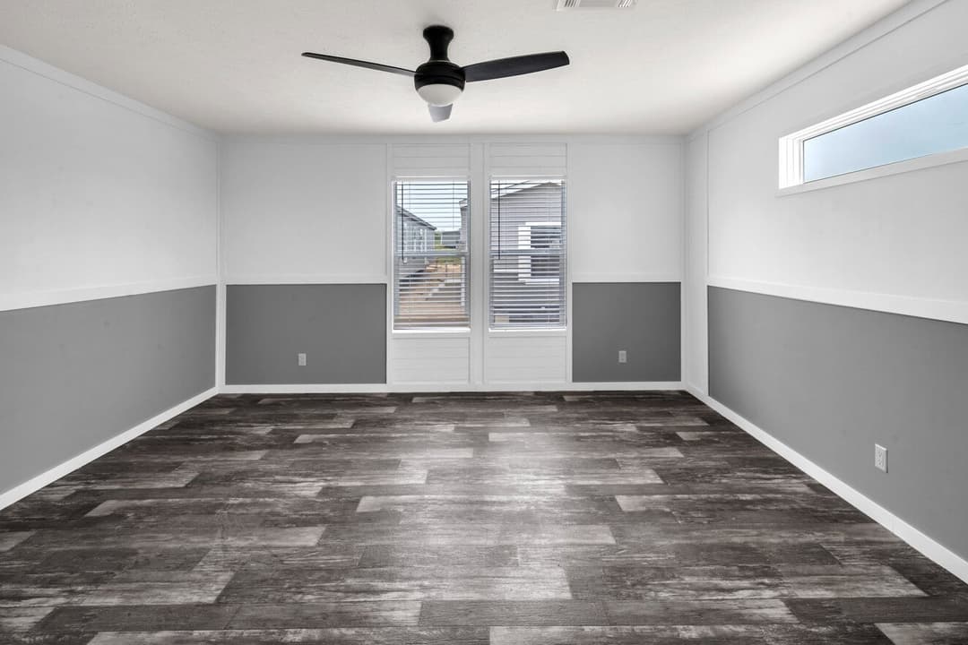 Valu premier 32724g interior home features