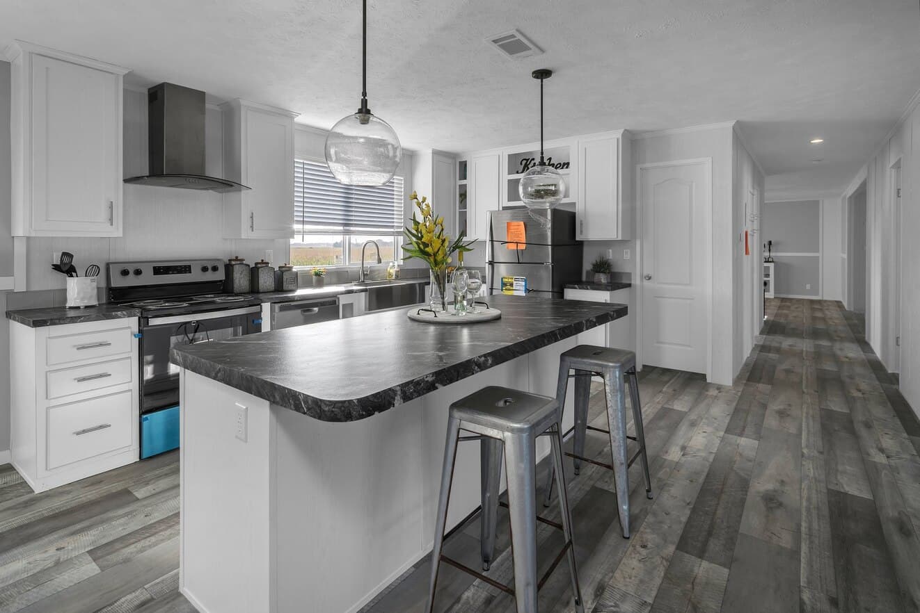 Valu premier 32684g interior and kitchen home features