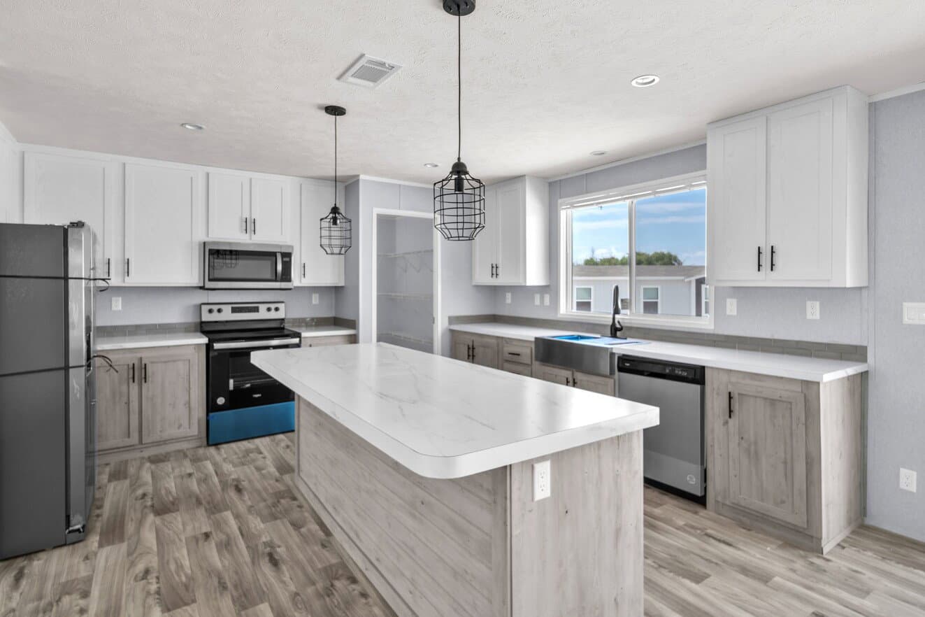 Valu maxx premier 32684f interior and kitchen home features