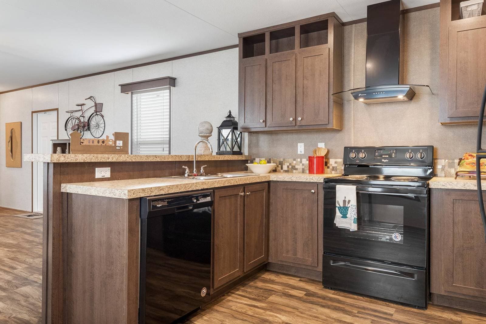 Cs1660a kitchen home features