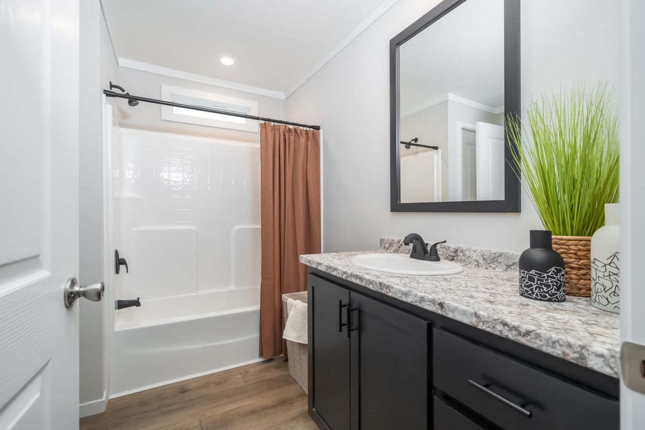 Bourbon bathroom home features