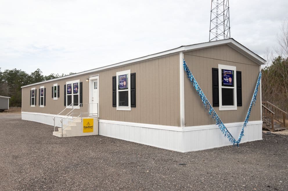 Grand  home features