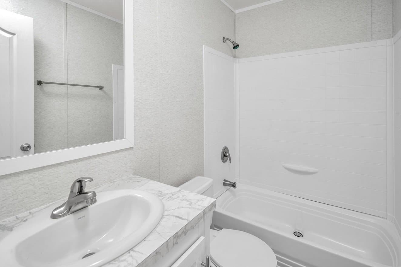 Valu maxx premier 16763a interior and bathroom home features
