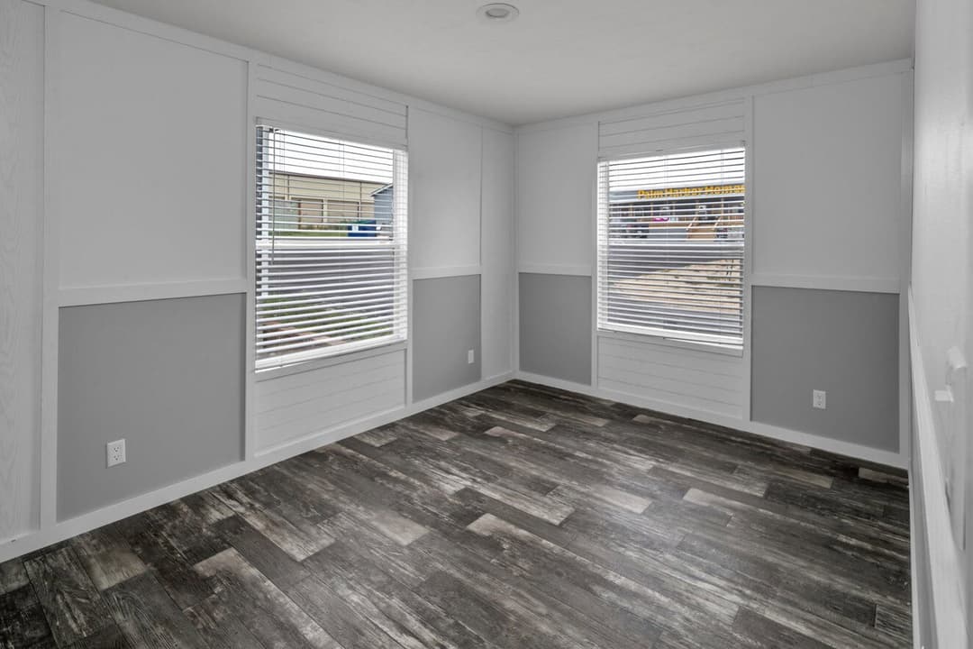 Valu premier 32724g interior home features